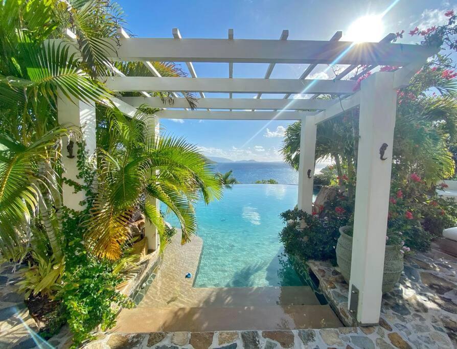 Luxury 7Br Waterfront Villa With Views Of Marina Cay And Scrub Island East End Exteriör bild