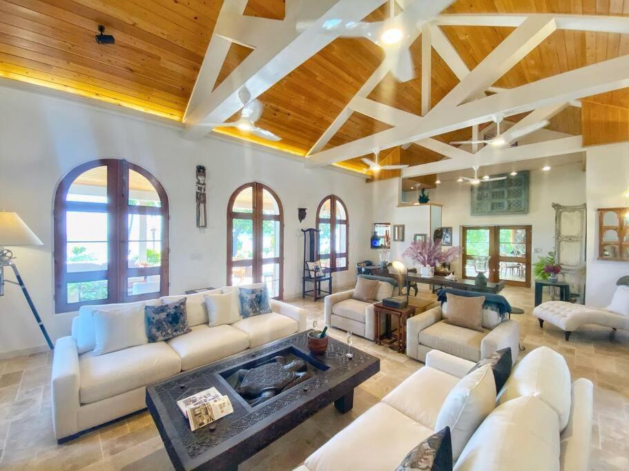 Luxury 7Br Waterfront Villa With Views Of Marina Cay And Scrub Island East End Exteriör bild